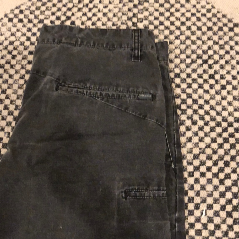 Volcom shorts - Picture 3 of 4